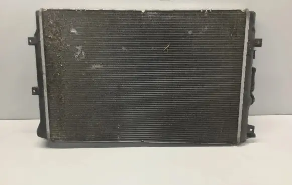 Seat Alhambra (Mk2) Coolant radiator 5N0121253L