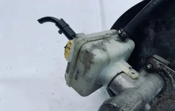 Audi A3 S3 8L Master brake cylinder