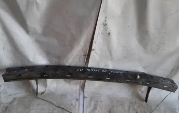 Volkswagen PASSAT B2 Front bumper support beam
