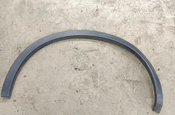 Nissan Qashqai+2 Rear arch trim 93829BR0