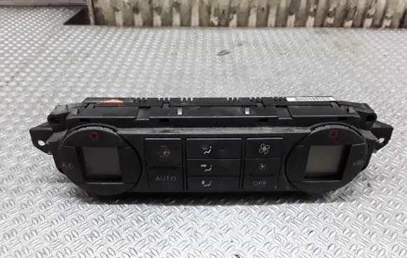 Ford Focus C-MAX Climate control unit 3M5T18C612AH