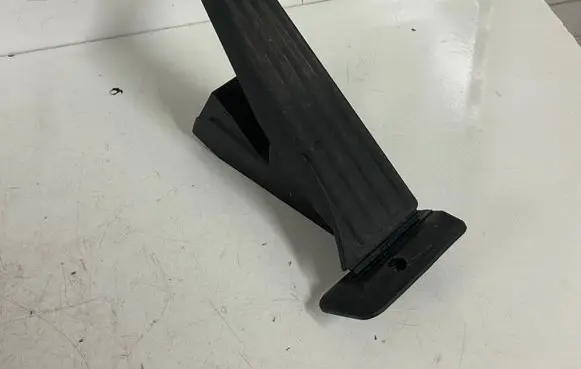 BMW X5 E70 Accelerator throttle pedal 3542922592401 9225924