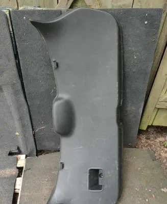 Nissan Qashqai Tailgate trim 90901JD000