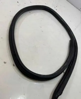 Porsche Boxster 987 Front door rubber seal 987537075
