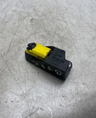 Volkswagen PASSAT B5.5 Airbag deployment crash/impact sensor 6Q0909606 5WK42895