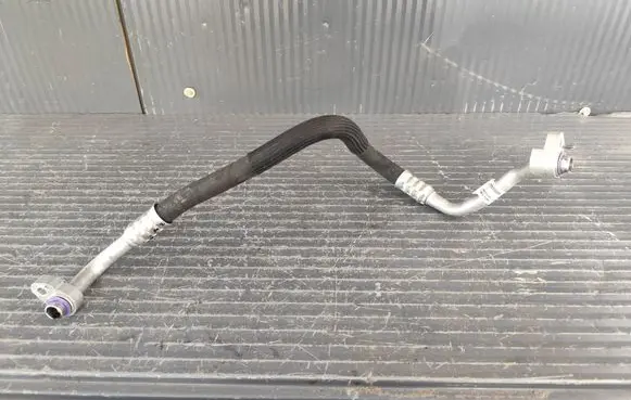 Mercedes-Benz CLA C118 X118 Air conditioning (A/C) pipe/hose A1778305601