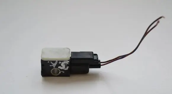 Land Rover Freelander 2 - LR2 Airbag deployment crash/impact sensor 3M5T14B342AB