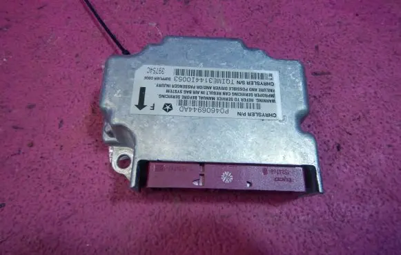 Chrysler Liberty I Airbag control unit/module P04606944AD