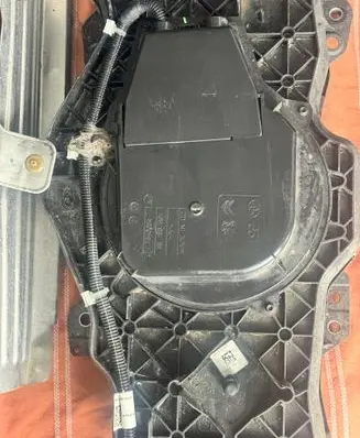 Peugeot Boxer AdBlue liquid reservoir 7340084 98183661