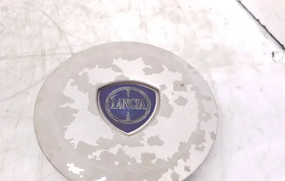 Lancia Delta III Original wheel cap 735453775