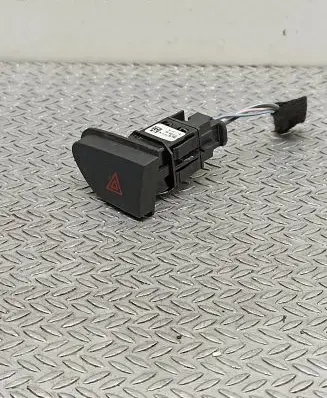 Renault Zoe Hazard light switch 252907372R 10026629