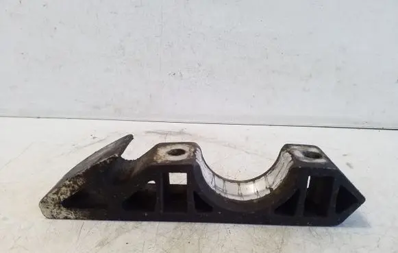 Volkswagen Touareg II Sway bar bush bracket, front 7L0411063B