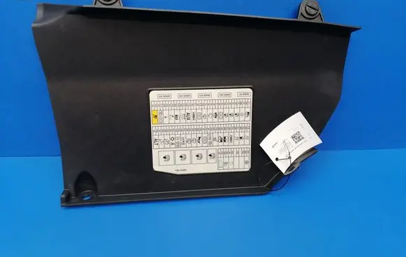 MG ZT - ZT-T Fuse box cover YQS101845