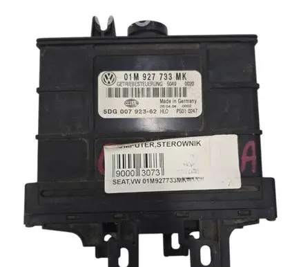 Skoda Octavia Mk1 (1U) Gearbox control unit/module 01M927733MK PS010247 5DG00792362