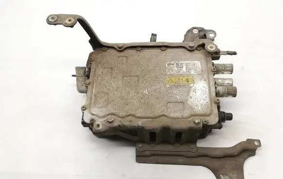 BMW 2 F45 Voltage converter inverter 874147001 8741470