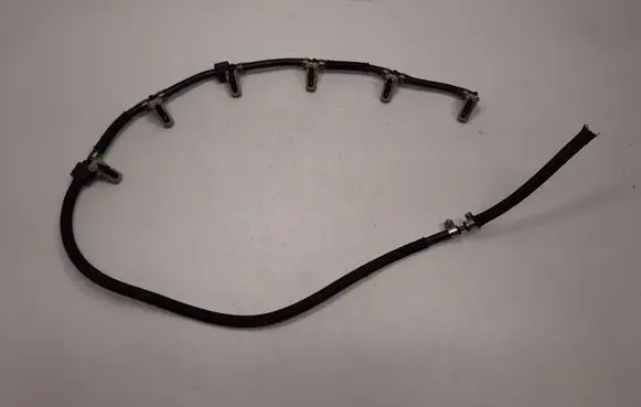 BMW 3 E90 E91 Fuel return line/hose 13537799869 13537792870
