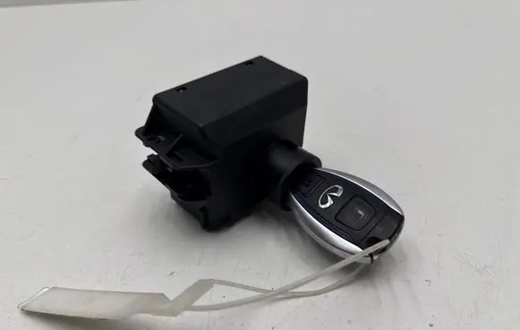 Infiniti Q30 Ignition lock A2469050703