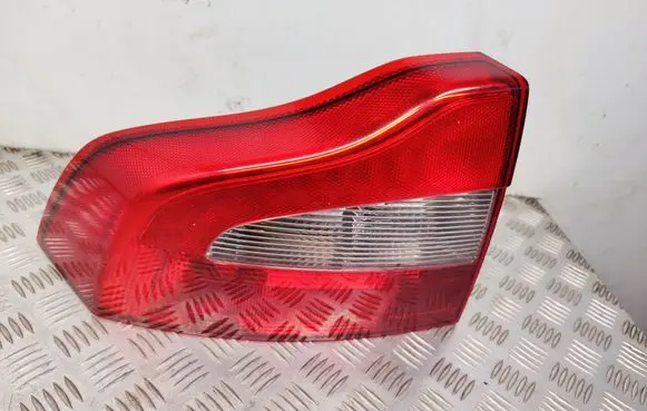 Volvo S80 Rear/tail lights 162515 A046343