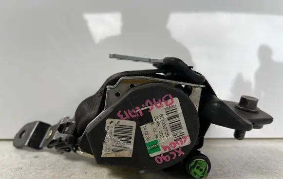 Volvo XC90 Third row seat belt 601239700 003R000