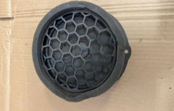 Skoda Superb B8 (3V) Rear door speaker 3V0035411G