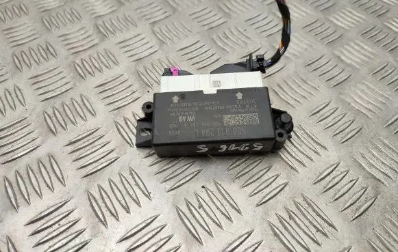 Volkswagen PASSAT B8 Parking PDC control unit/module 5Q0919294L