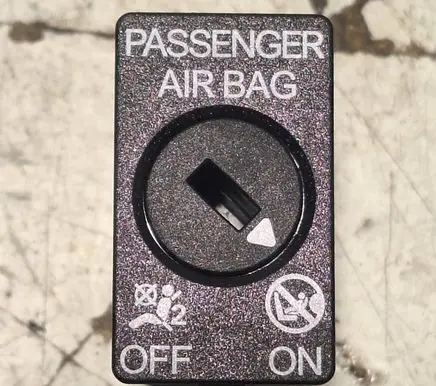 Skoda Octavia Mk3 (5E) Passenger airbag on/off switch 5C5919237