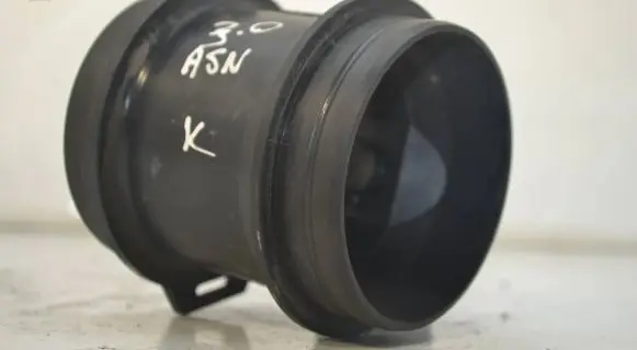 Audi A6 S6 C6 4F Mass air flow meter 06C133471A AFH7501A