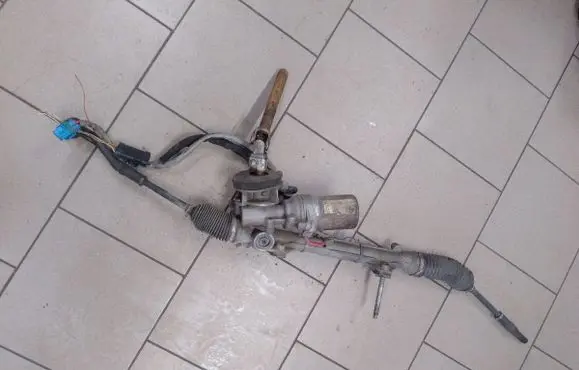 Peugeot 1007 Steering rack 