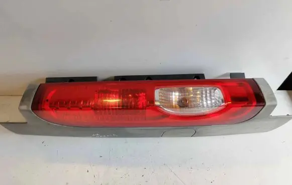 Opel Vivaro Rear/tail lights 265A60118R 3857722