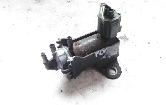 Ford Focus Vacuum valve