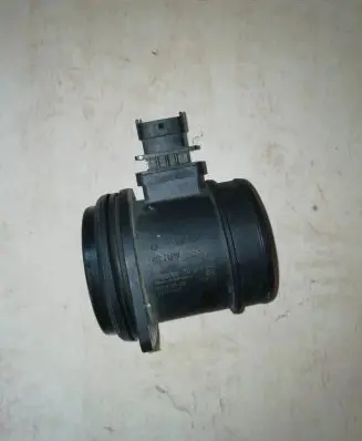 Volvo XC90 Mass air flow meter 30677999 0281002730
