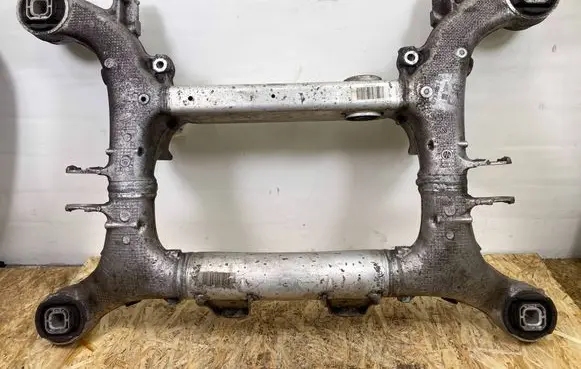 BMW 5 F10 F11 Rear subframe 33316799103 33316794665 33316776488