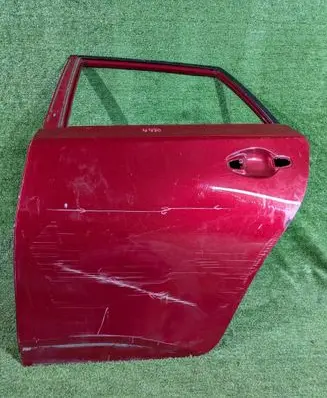 Toyota Auris E180 Rear door 