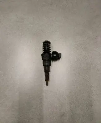 Audi A4 S4 B7 8E 8H Fuel injector 038130079QX