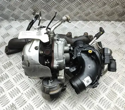 Audi A5 Turbo 04L253056L 04L129635F