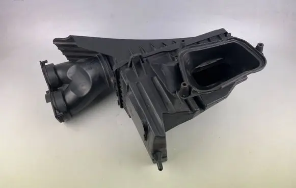 Air filter box