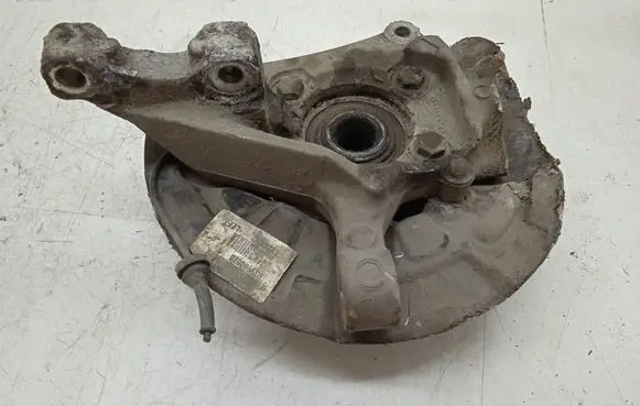Volvo S60 Front wheel hub P39960628
