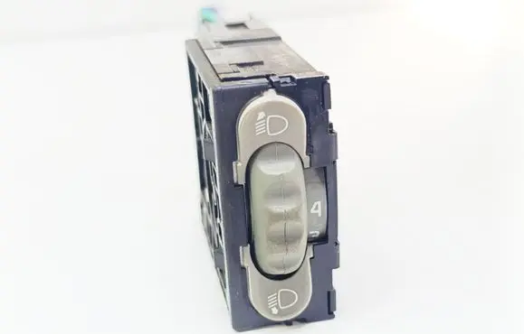 Renault Scenic I Headlight level height control switch 7700433081