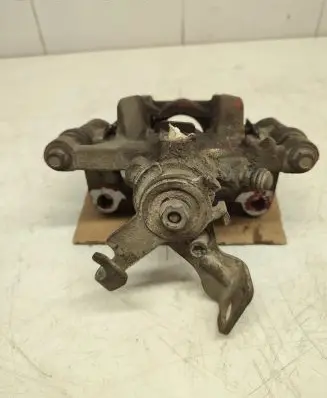 Chevrolet Cruze Rear brake caliper