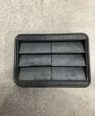 BMW 4 G22 G23 G24 G26 Quarter panel pressure vent 9176945