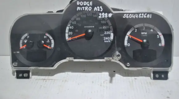Dodge Nitro Speedometer (instrument cluster) 56044826AI