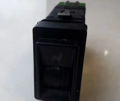 Skoda Superb B5 (3U) Seat heating switch 3U0963563