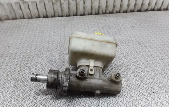 Volkswagen Golf IV Master brake cylinder L481402