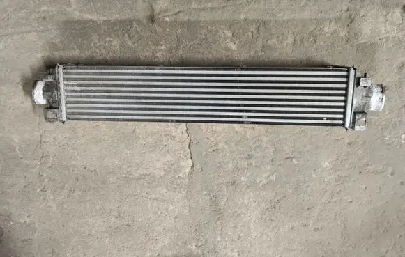 Audi Q5 SQ5 Intercooler radiator 8W0145805E