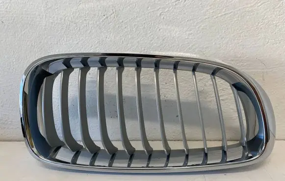 BMW 3 F30 F35 F31 Front bumper upper radiator grill 7294804 7294806 7294808