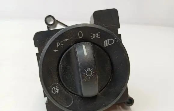 Mercedes-Benz Sprinter W906 Light switch A9065450504