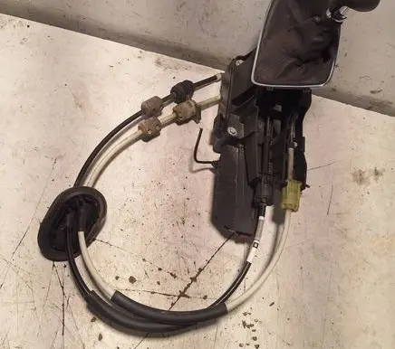 Opel Insignia A Gear shifter/selector 55563829 1832010