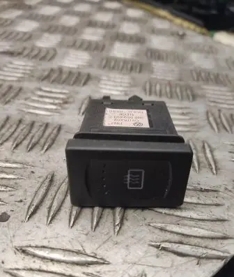 Volkswagen PASSAT B5 Windscreen/window heater switch 3b0959621c