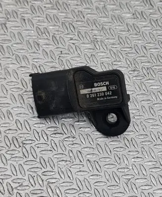Opel Insignia A Air pressure sensor 0261230042 1005031FL1