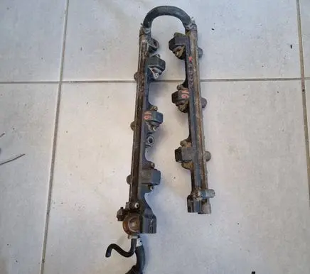 Mazda 626 Fuel main line pipe 1970200010 1970200020